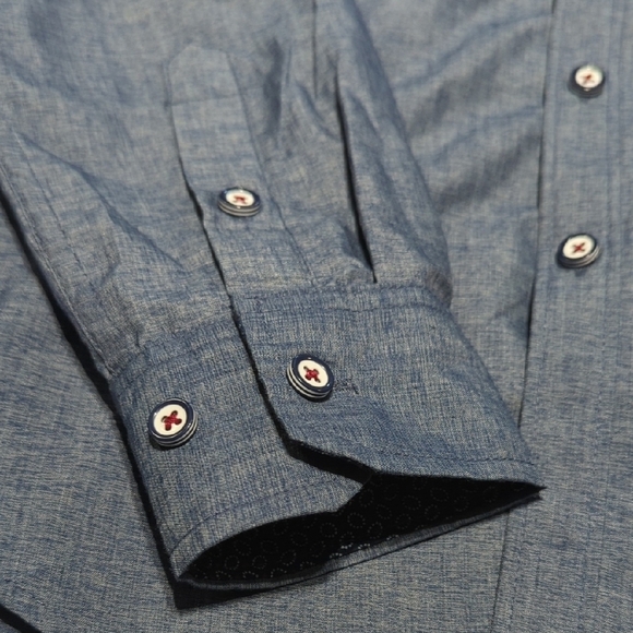 Elegant Denim Blue Casual Shirt for Men - Picture 7 of 13